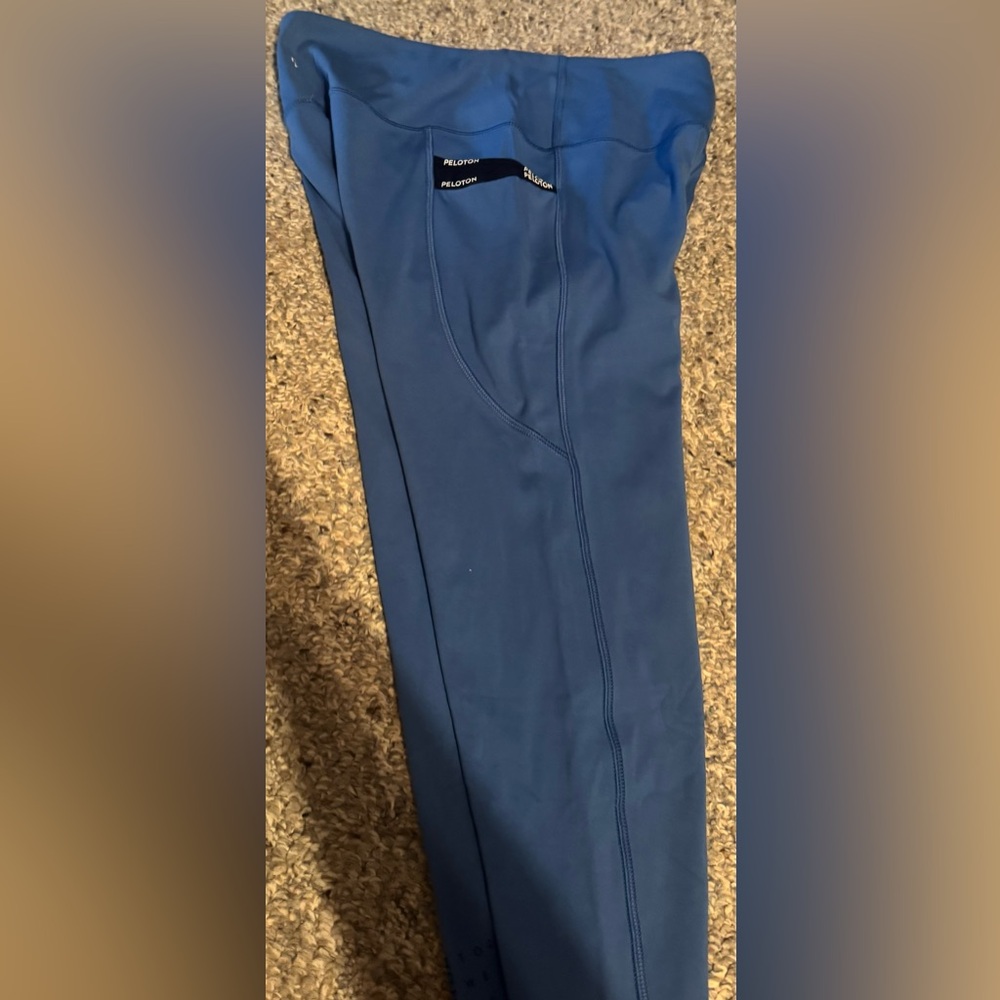 Peloton Here Now Logo Trim Pocket High Rise Leggings - Picture 3 of 5